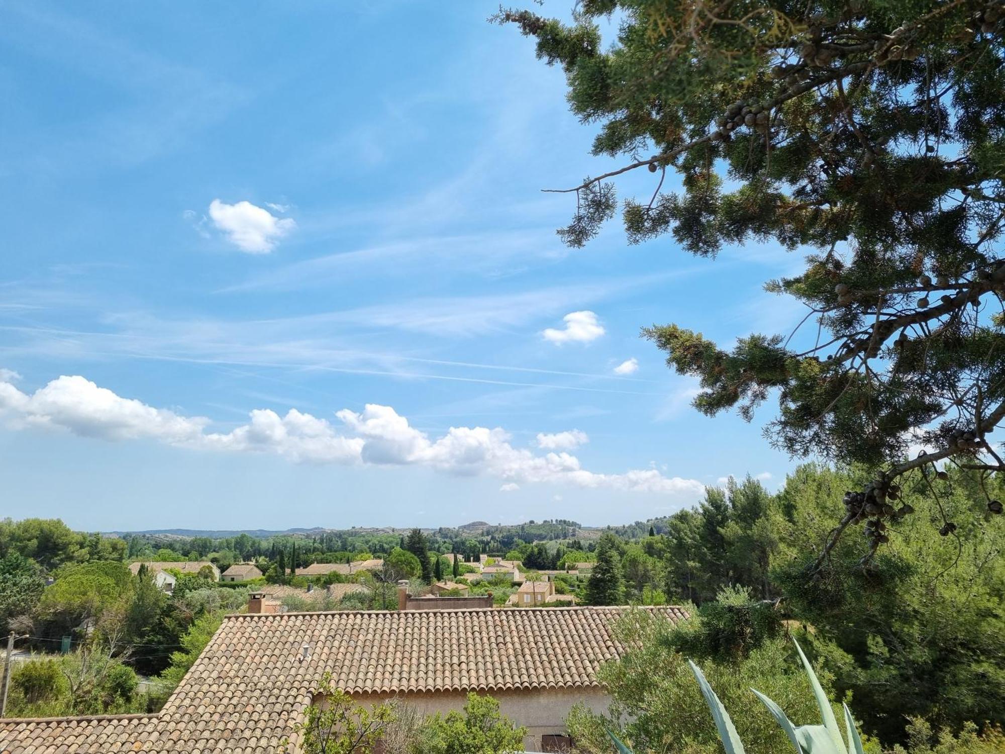 Les Garrigues De La Vallee Des Baux بارادو المظهر الخارجي الصورة