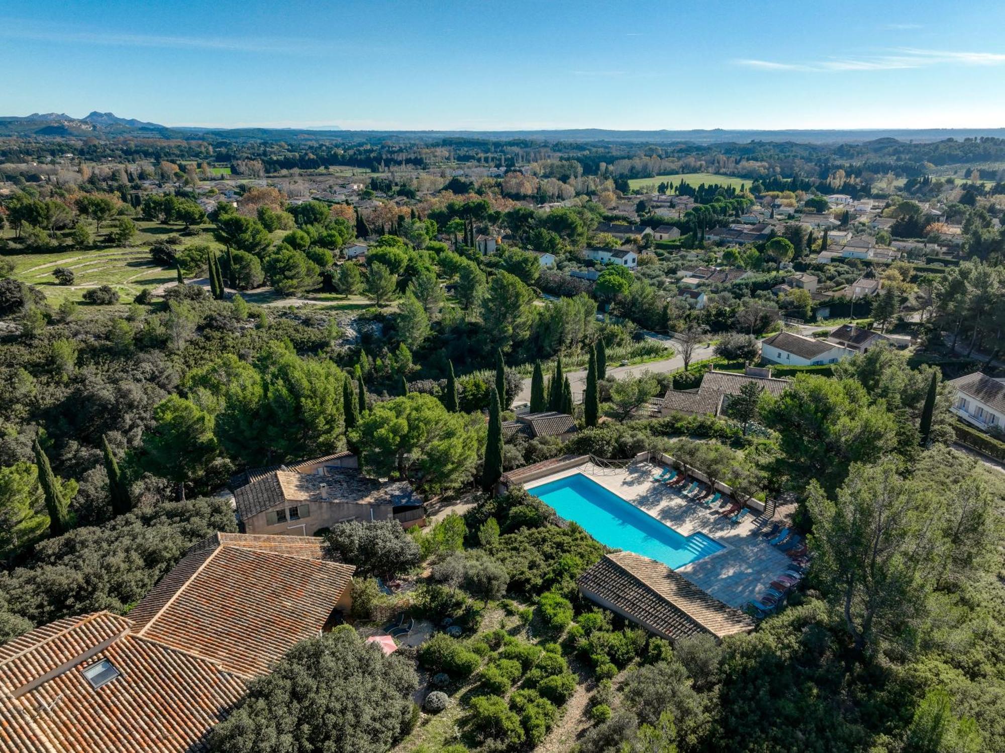 Les Garrigues De La Vallee Des Baux بارادو المظهر الخارجي الصورة