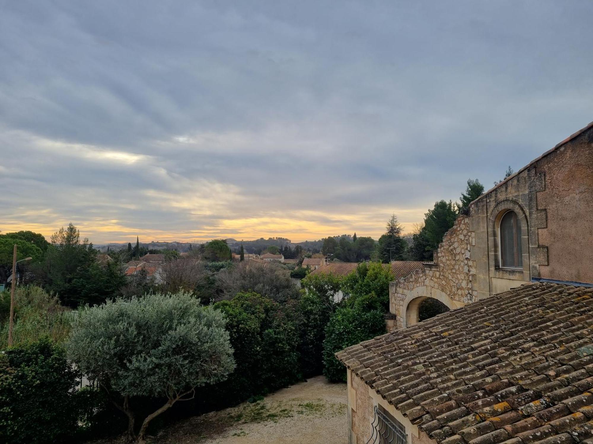 Les Garrigues De La Vallee Des Baux بارادو المظهر الخارجي الصورة